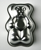 Metal baking mould for kids in the shape of a bear